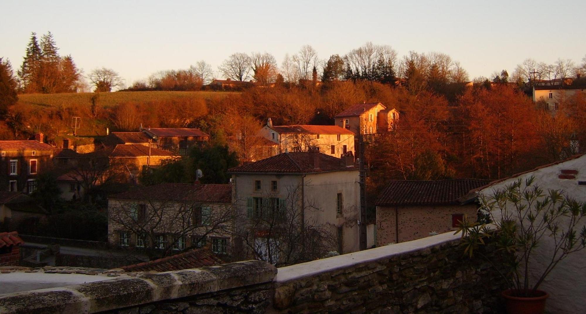 Chambres De La Porte Aux Moines Vouvant Zewnętrze zdjęcie