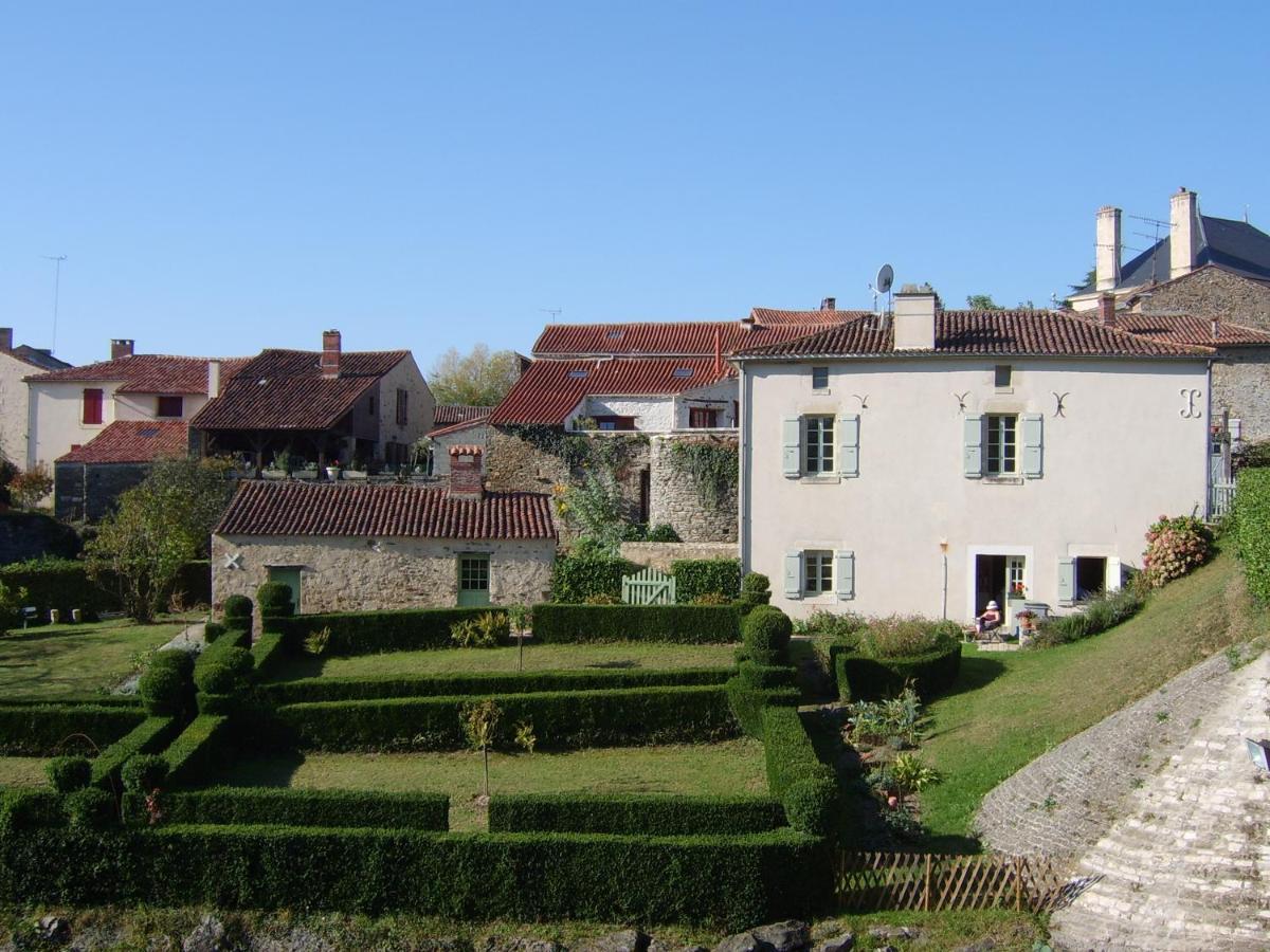 Chambres De La Porte Aux Moines Vouvant Zewnętrze zdjęcie